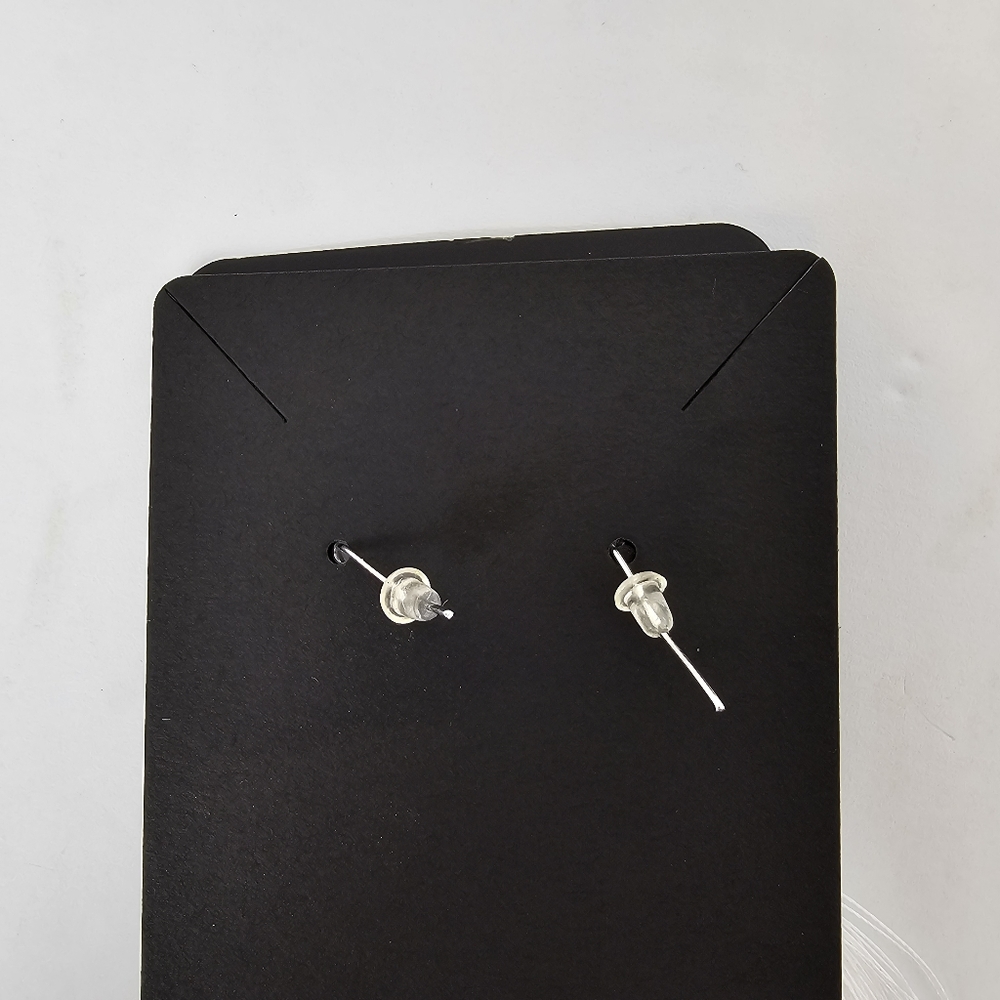 Earrings - Picture 2 of 5